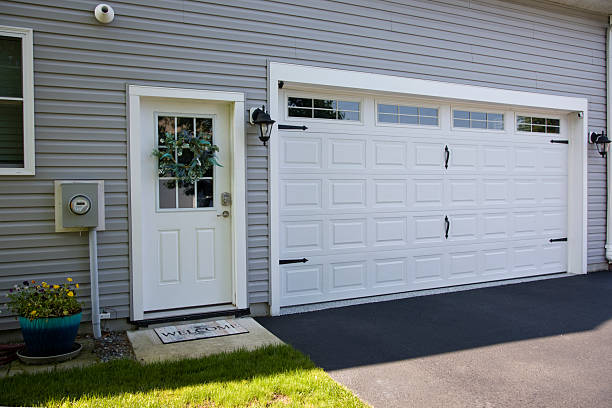 24/7 Emergency Garage Door Panel Replacement experts in Point Clear, AL